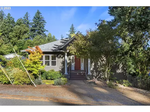 3625 SW Spring Garden Ct, Portland, OR 97219