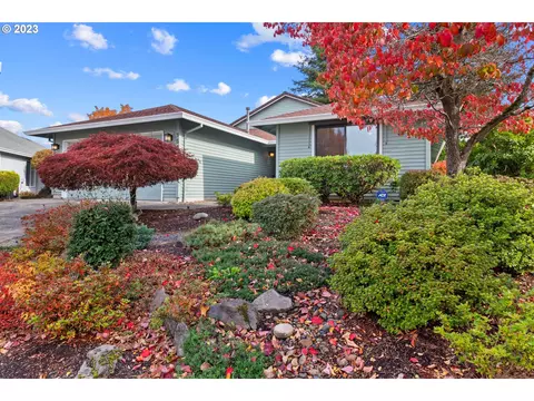 15809 NE Thompson Ct, Portland, OR 97230