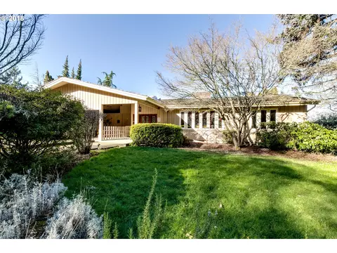 2595 W 22nd Ave, Eugene, OR 97405