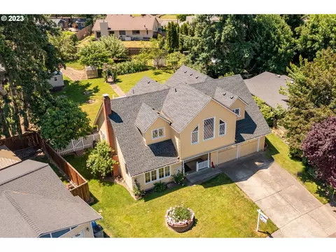 12600 SW Bell Ct, Tigard, OR 97223