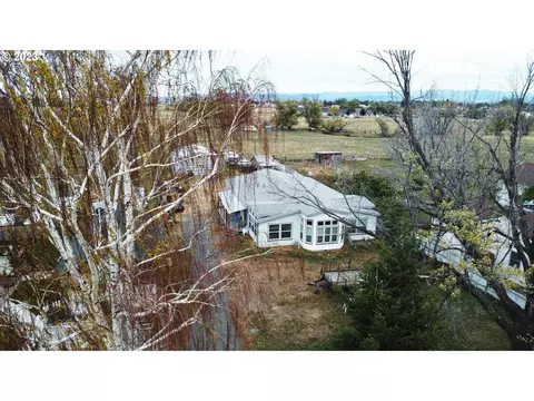 3722 Campbell St, Baker City, OR 97814