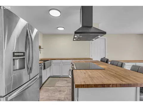 Kitchen - 211 Fox St, Rainier, OR 97048 photo 5 of 5