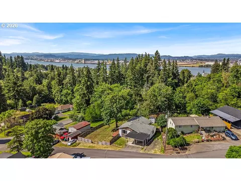 View/Area - 211 Fox St, Rainier, OR 97048 photo 2 of 11