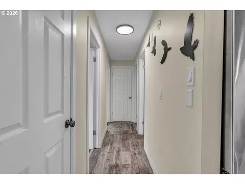 Entry Way - 211 Fox St, Rainier, OR 97048 photo 1 of 1