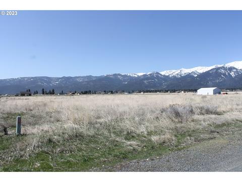 15848 Summerfield Dr, Baker City, OR 97814