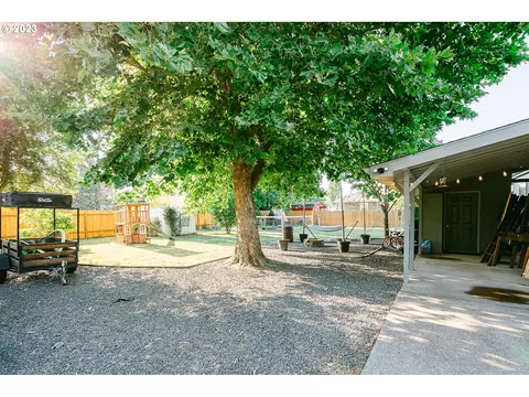 485 E 2nd St, Halsey, OR 97348 photo 32