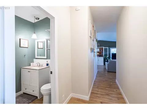 485 E 2nd St, Halsey, OR 97348 photo 17