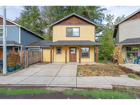 428 Sunset Ct, Amity, OR 97101
