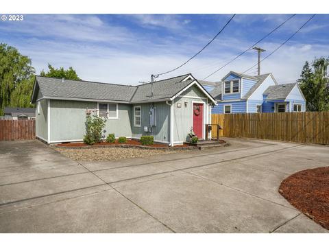 760 28th St, Springfield, OR 97477
