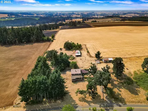 3035 Edison Rd NE, Silverton, OR 97381
