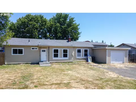 4061 Depriest St, Roseburg, OR 97471