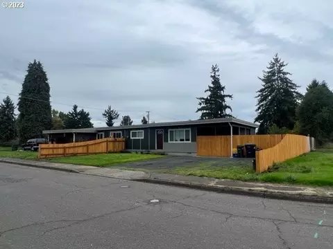 5178 F St, Springfield, OR 97478