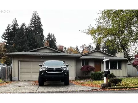 17619 SE Paradise Dr, Milwaukie, OR 97267
