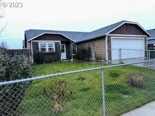 270 Dark Canyon Ave, Umatilla, OR 97882