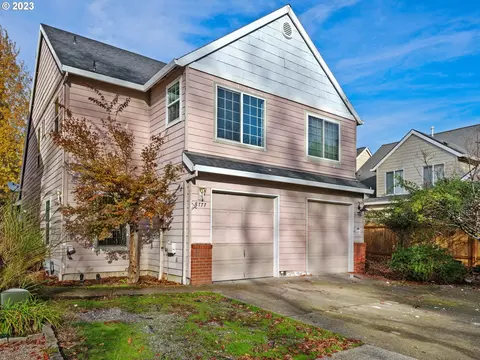 8777 SW Maple Ct, Tigard, OR 97223