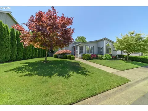 3220 Crescent Ave #98, Eugene, OR 97408
