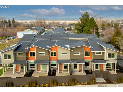 1375 SW Halsey St, Troutdale, OR 97060