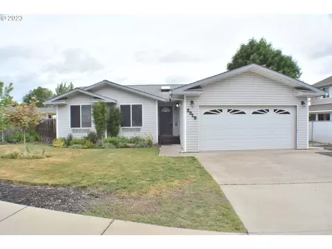 2219 Gekeler Ln, La Grande, OR 97850