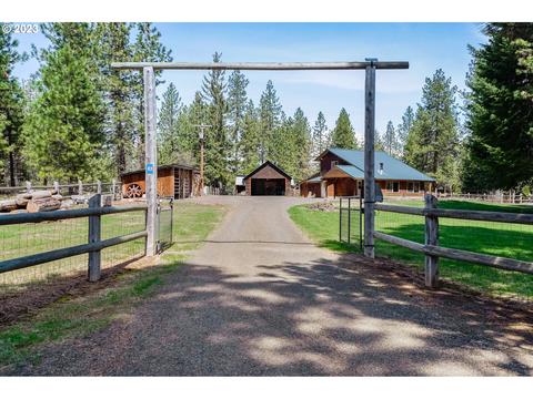 83 Jennings Rd, Trout Lake, WA 98650