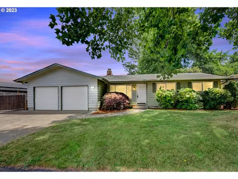 2075 Harvard Dr, Eugene, OR 97405