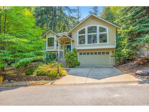 3848 Brighton Ave, Eugene, OR 97405
