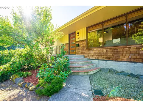 840 Lake Forest Dr, Lake Oswego, OR 97034
