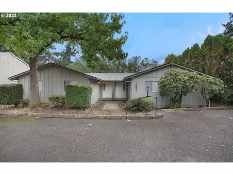 12847 SE Foster Rd, Portland, OR 97236