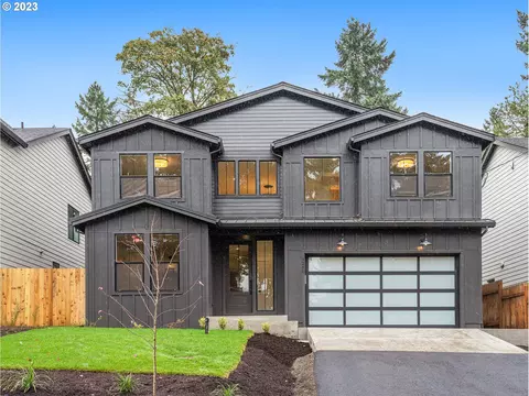 9250 SW 52nd Ave, Portland, OR 97219