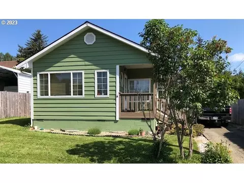 438 Wall St, North Bend, OR 97459