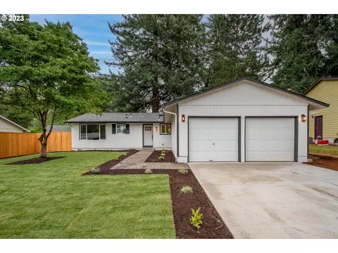 3770 SE Pelton Ave, Troutdale, OR 97060