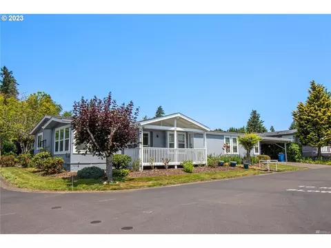 5701 NE St Johns Rd #23, Vancouver, WA 98661