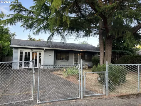 4916 SE 114th Ave, Portland, OR 97266
