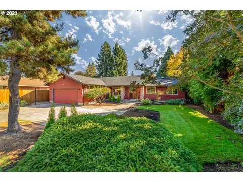 925 Oakway Rd, Eugene, OR 97401 photo 1