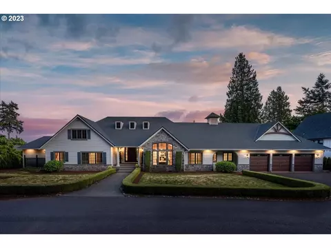 12601 SE Rivercrest Dr, Vancouver, WA 98683