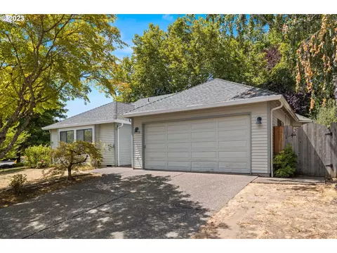 3015 NW Norwalk Pl, Beaverton, OR 97006