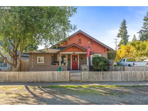 190 N 3rd St, Lebanon, OR 97355