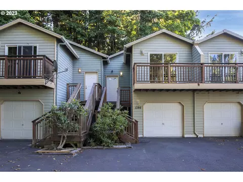 1386 Olney Ave, Astoria, OR 97103
