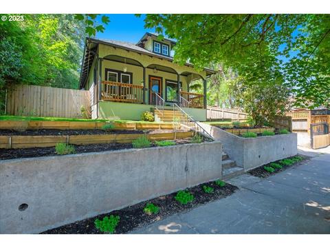 4135 NE Mallory Ave, Portland, OR 97211