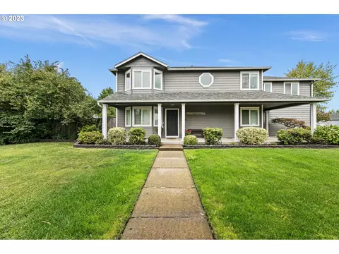 3789 Megan Way, Eugene, OR 97402