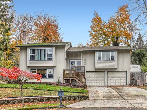 3120 SW Orchard Pl, Gresham, OR 97080