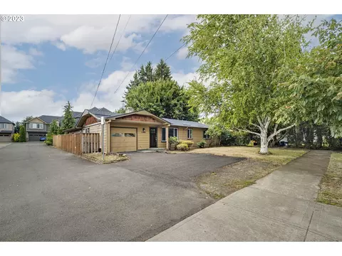 6498 SE Drake St, Hillsboro, OR 97123