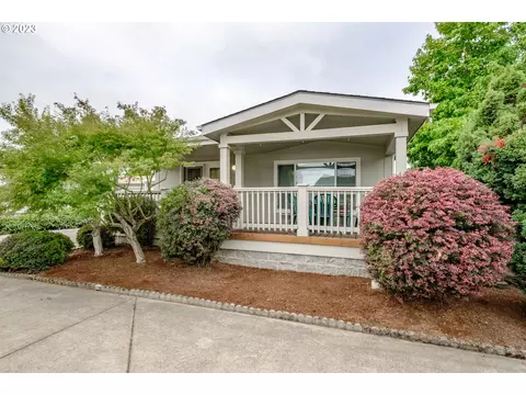 2434 Maia Loop, Springfield, OR 97477