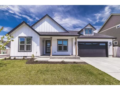 1029 53rd Pl, Springfield, OR 97477