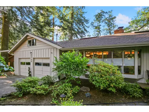2360 Mclean Blvd, Eugene, OR 97405