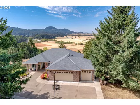 36283 Blueberry Dr, Lebanon, OR 97355