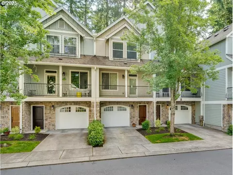 2036 NE 49th Way, Hillsboro, OR 97124