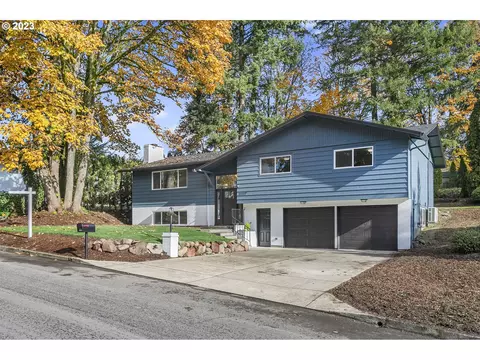11117 NE 26th Ave, Vancouver, WA 98686