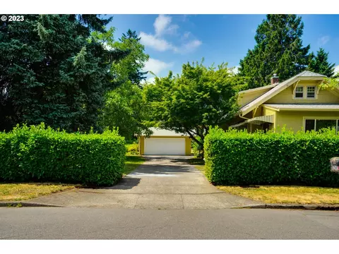 2545 SE 89th Ave, Portland, OR 97266