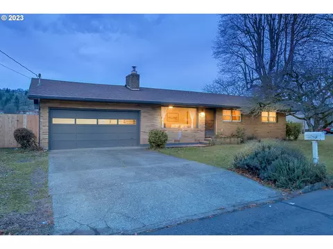 2855 E 1st Ave, Camas, WA 98607