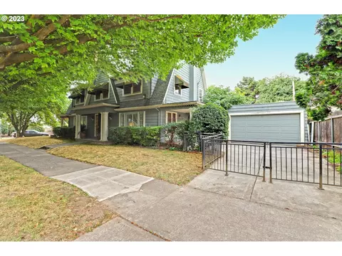 1305 NE 21st Ave, Portland, OR 97232